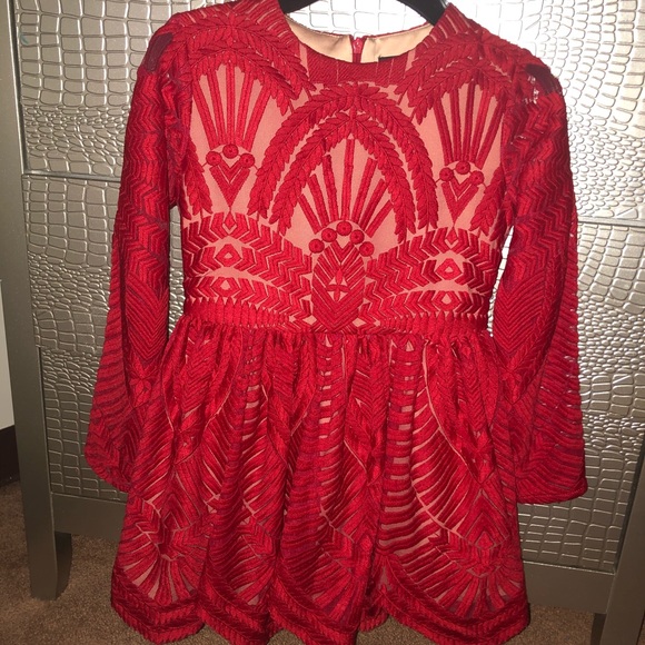 Red Dress - Picture 3 of 3